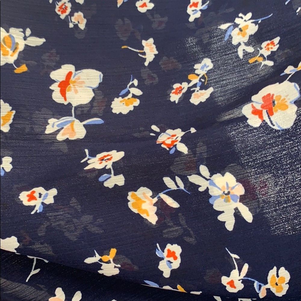 🆕 𝕃𝕆𝕍𝔼𝕊𝕋𝕀𝕋ℂℍ Blouse - Picture 11 of 11